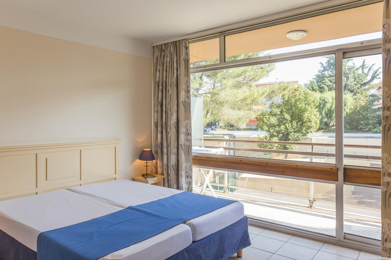 Residence Heliotel Marine Сен-Лоран-дю-Вар Екстериор снимка